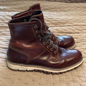 Timberland maroon, men’s size 10.5